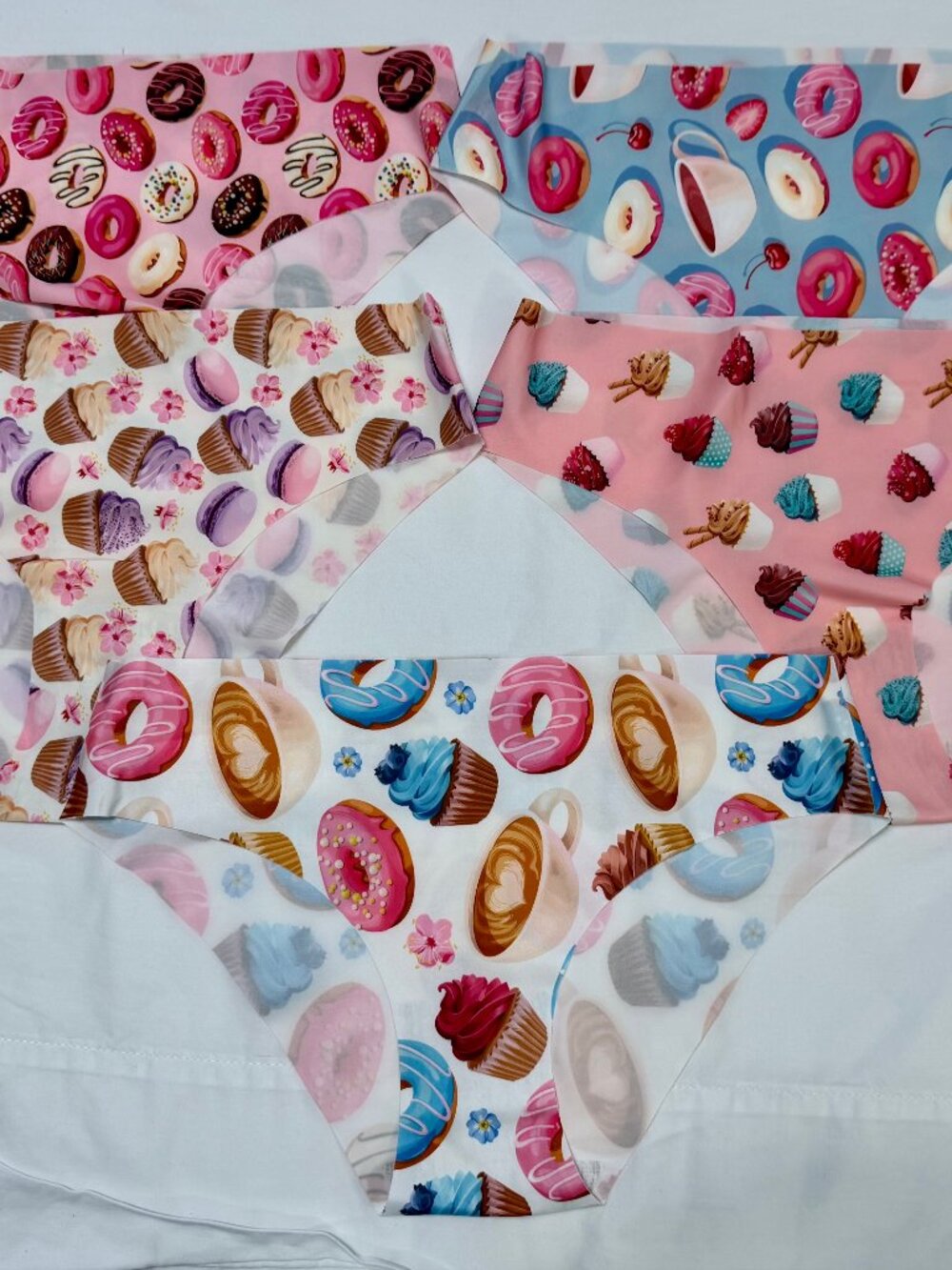SHEIN OR TEMU BRAND NEW 5 PR DONUTS CUPCAKES COFFEE UNDERWEAR PANTIES WOMENS L